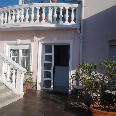Palme Apartman *