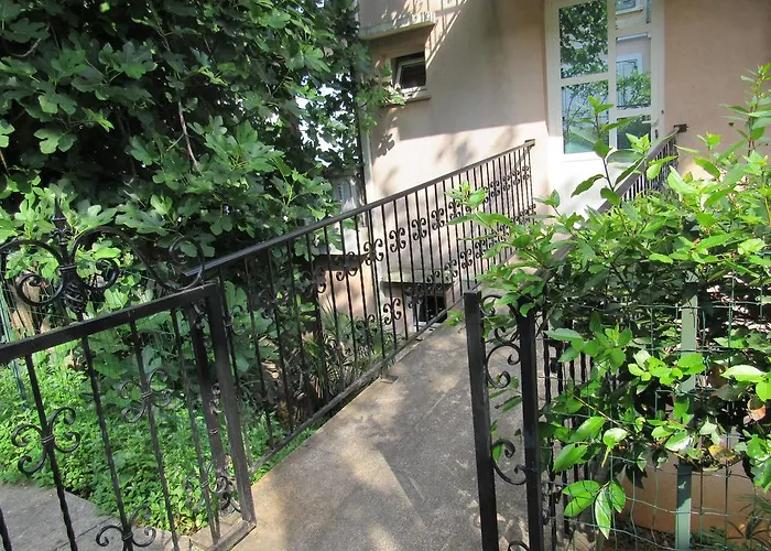 Apartman Palme *